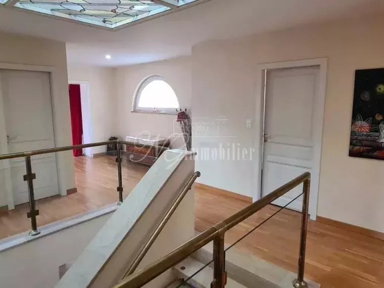 Exceptionnelle maison d’architecte de 298 m² à Hettange-Grande (F-57)