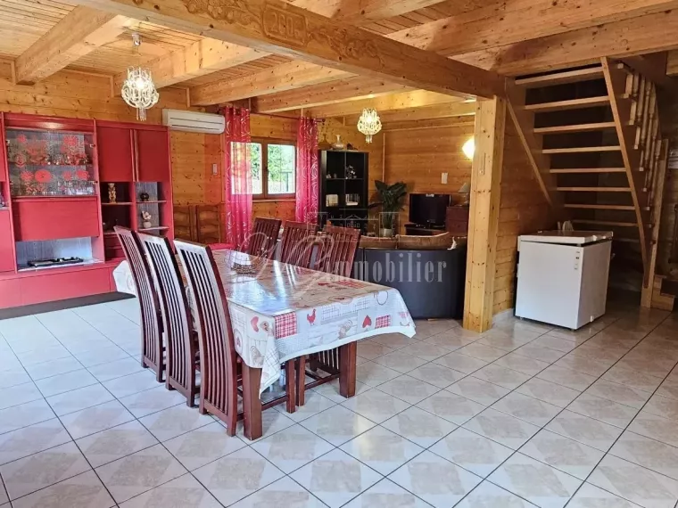 Chalet bois de +/- 120 m² avec trois chambres et garage à Xonrupt-Longemer (F-88)