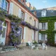 Château du XVIIe siècle en campagne normande